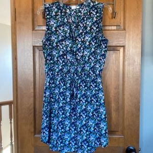 Gap sleeveless tie waist, vneck summer dress. Sz Small. Navy floral